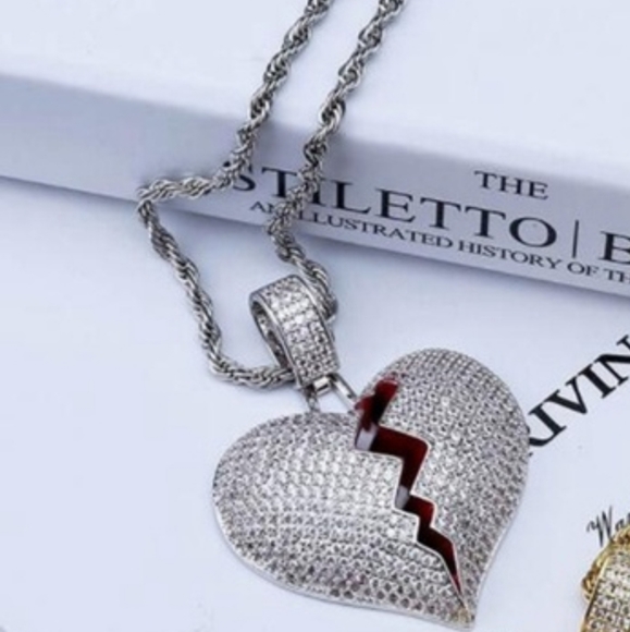 NWT Silver Heart Broken Iced Out Pendant Neckl… - Picture 1 of 11